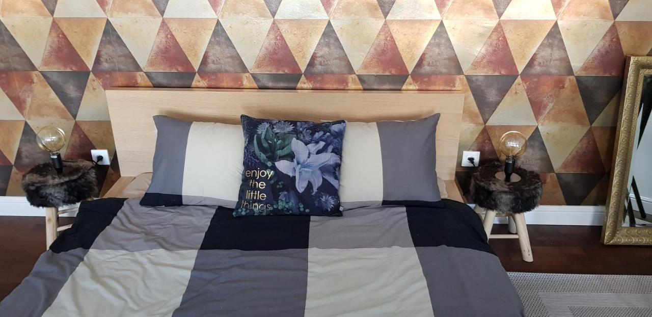 Boutique Apartman I Eger Exteriör bild
