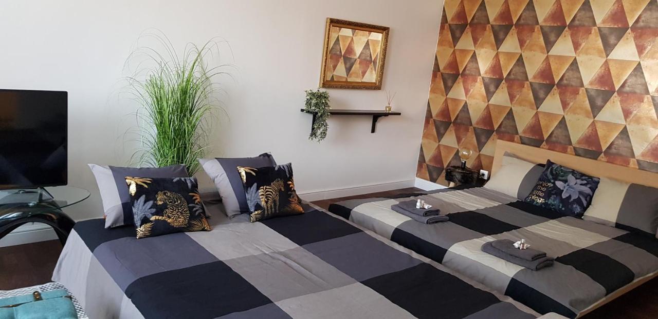 Boutique Apartman I Eger Exteriör bild
